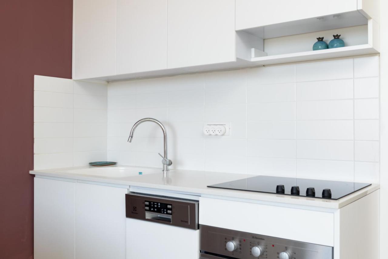 Bright & Modern 2Br With Balcony On Dizzengoff Appartement Tel Aviv Buitenkant foto